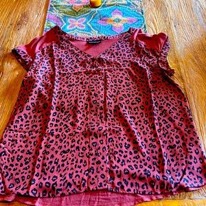 Fortune & Ivy NWOT Large